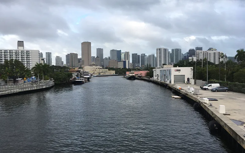 vista di miami dal ponte dei cessi